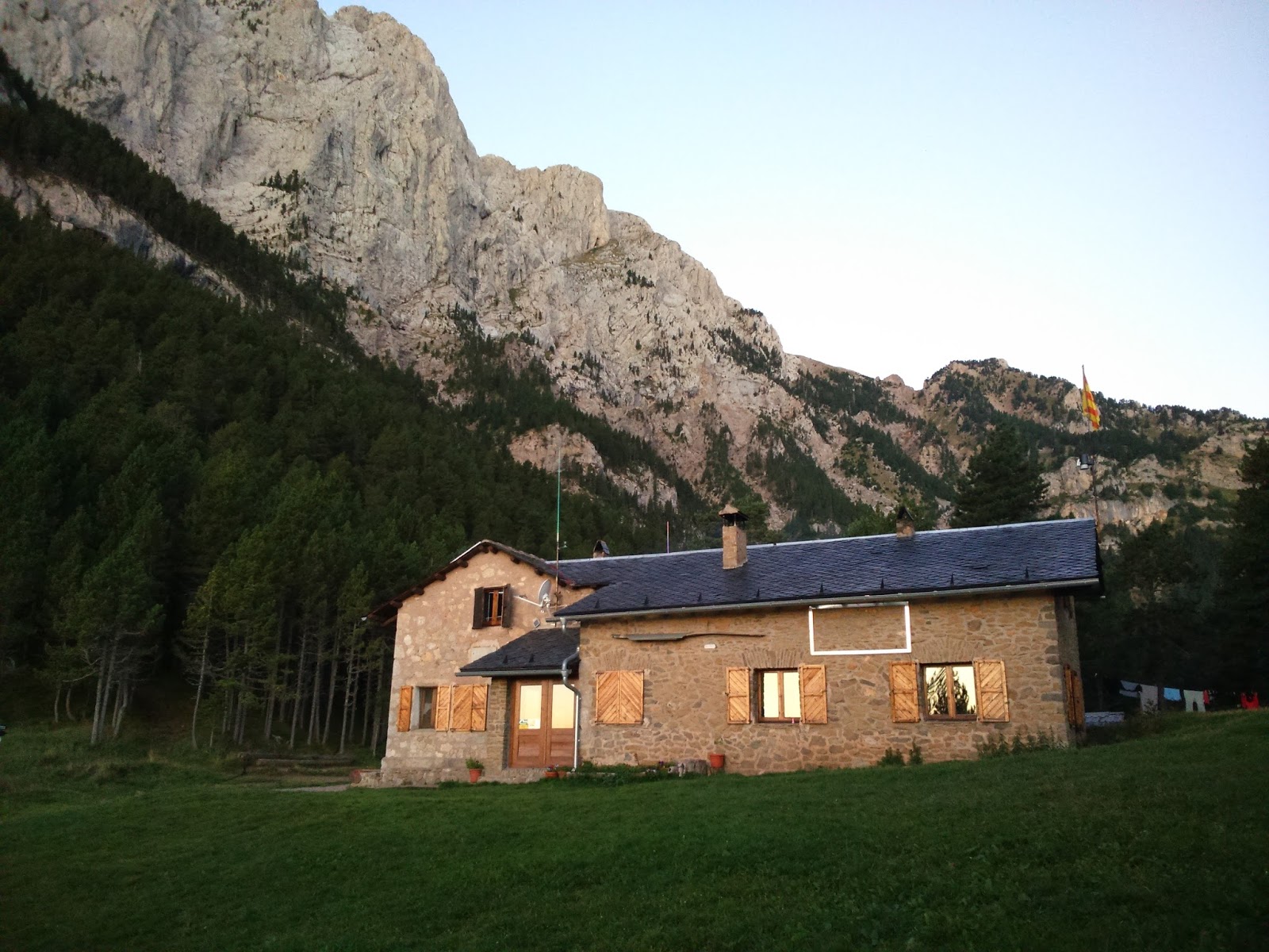 Refugi Lluis Estasen, Pedraforca